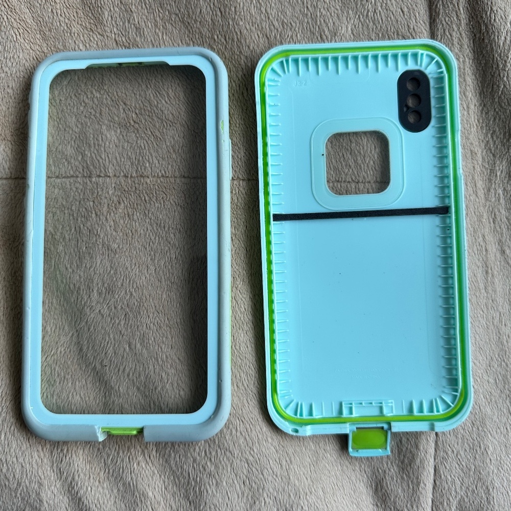 iPhone XS Lifeproof Waterproof phone case